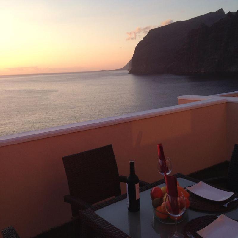 Apartamento Vistas Al Mar Santiago del Teide Екстериор снимка